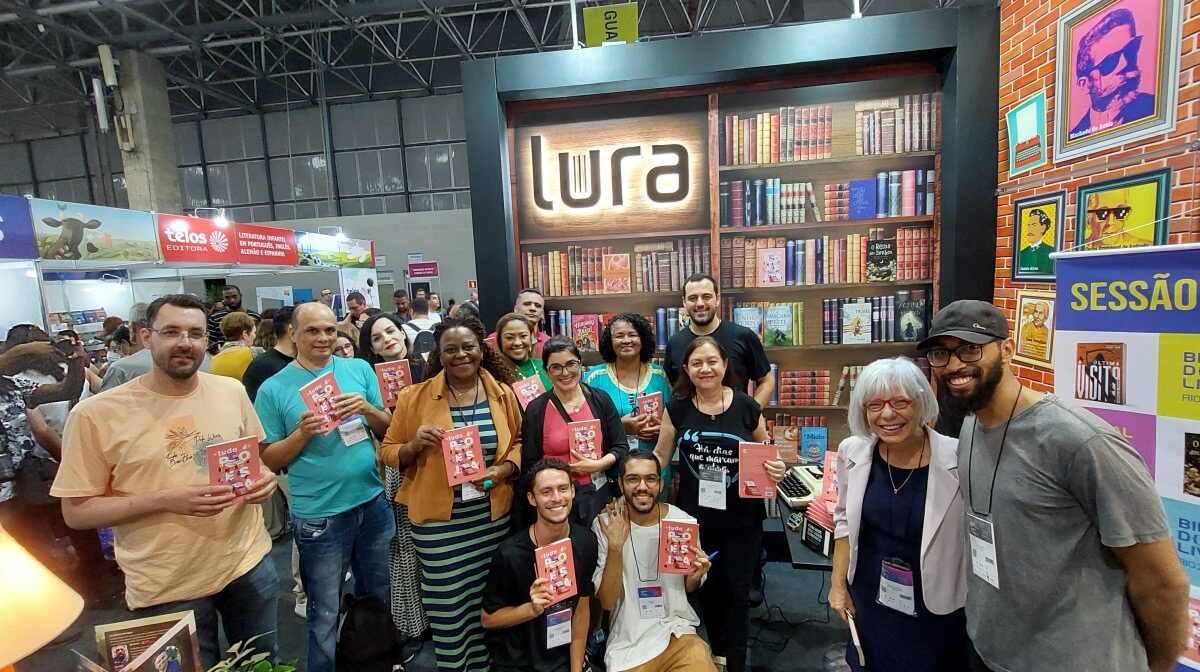 Bienal do Livro - Stand da Lura